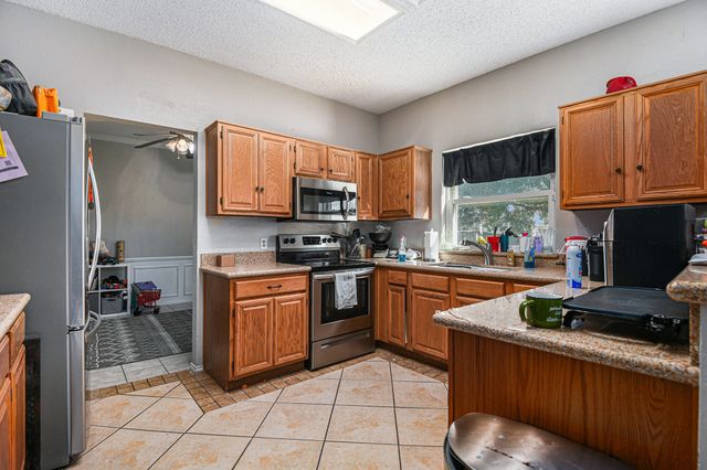 7024 Lyndale Drive, Watauga, TX 76148