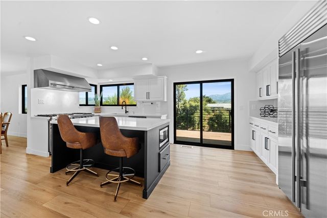 1909 Canyon, Redlands, CA 92373