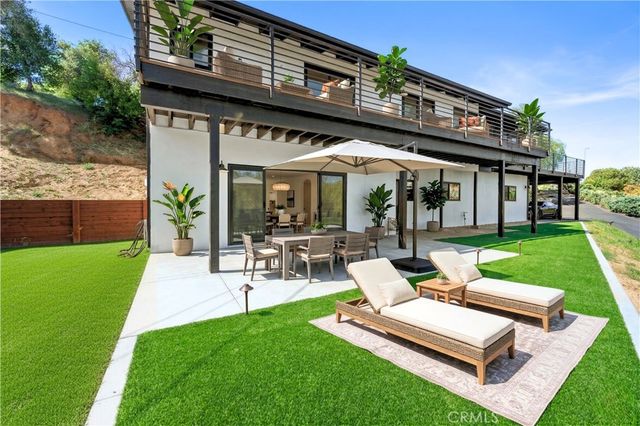 1909 Canyon, Redlands, CA 92373