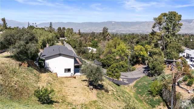 1909 Canyon, Redlands, CA 92373