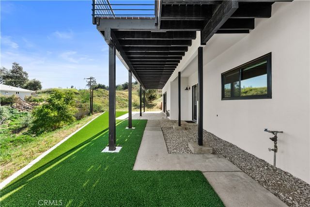 1909 Canyon, Redlands, CA 92373