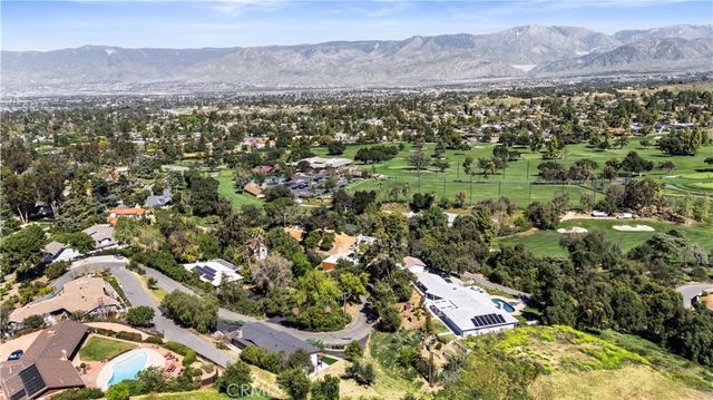 1909 Canyon, Redlands, CA 92373