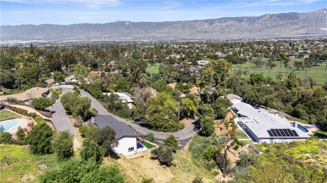 1909 Canyon, Redlands, CA 92373