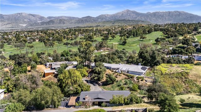 1909 Canyon, Redlands, CA 92373