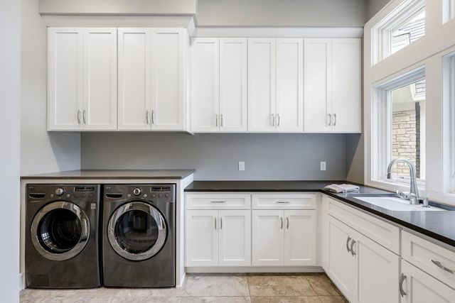 8700 Legends Club Drive, Prior Lake, MN 55372