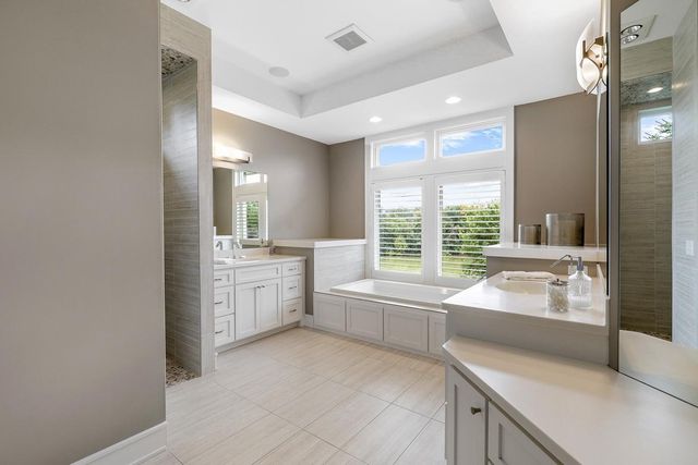 8700 Legends Club Drive, Prior Lake, MN 55372