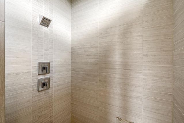 8700 Legends Club Drive, Prior Lake, MN 55372