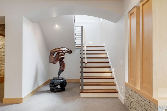 8700 Legends Club Drive, Prior Lake, MN 55372