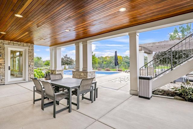 8700 Legends Club Drive, Prior Lake, MN 55372