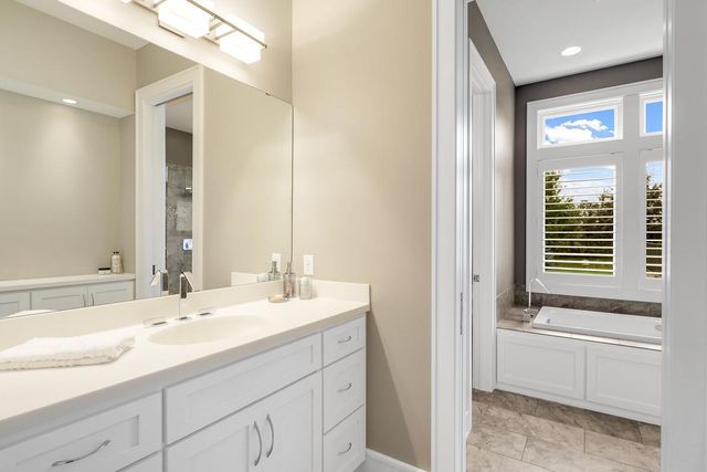 8700 Legends Club Drive, Prior Lake, MN 55372