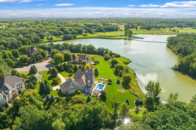 8700 Legends Club Drive, Prior Lake, MN 55372