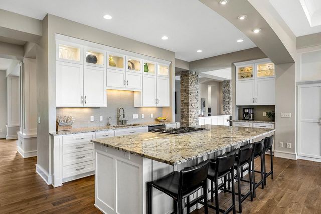 8700 Legends Club Drive, Prior Lake, MN 55372