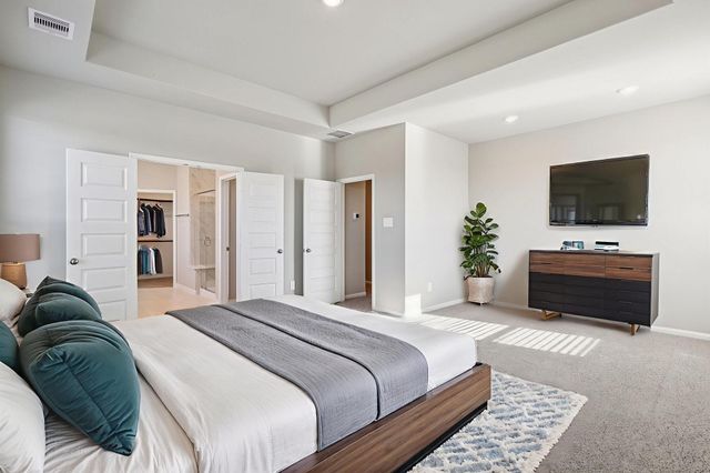 719 Topwater, Kemah, TX 77565