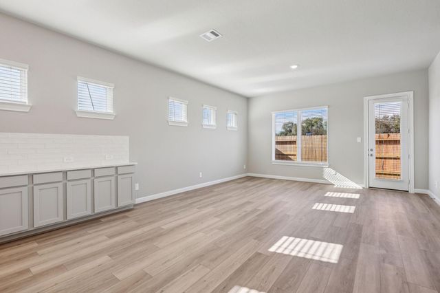 719 Topwater, Kemah, TX 77565