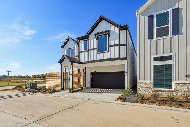 719 Topwater, Kemah, TX 77565