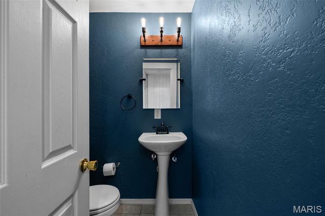 7479 Hiawatha Avenue, Richmond Heights, MO 63117