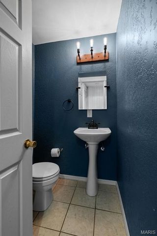 7479 Hiawatha Avenue, Richmond Heights, MO 63117