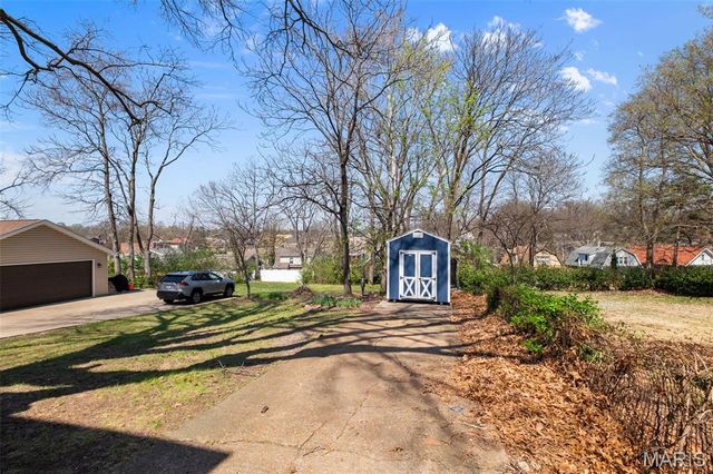 7479 Hiawatha Avenue, Richmond Heights, MO 63117