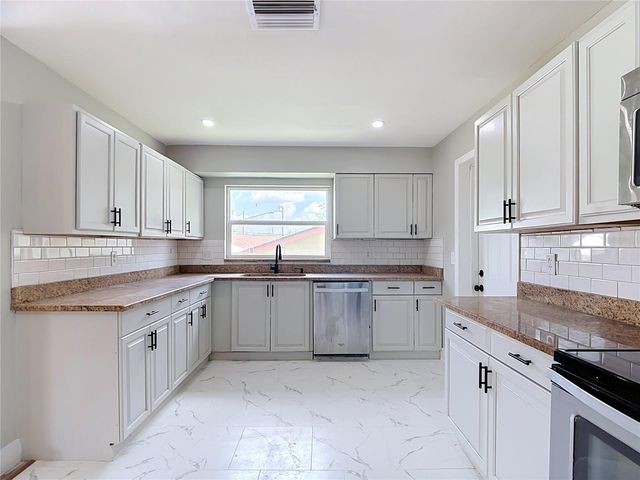 4925 MARLA AVENUE, Lakeland, FL 33812