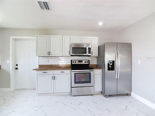 4925 MARLA AVENUE, Lakeland, FL 33812