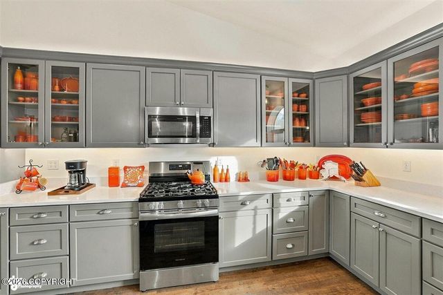 910 W Emerald Cone Circle, Palmer, AK 99645
