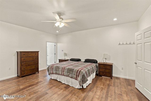 910 W Emerald Cone Circle, Palmer, AK 99645