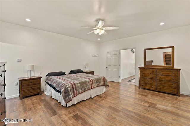 910 W Emerald Cone Circle, Palmer, AK 99645