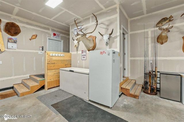 910 W Emerald Cone Circle, Palmer, AK 99645