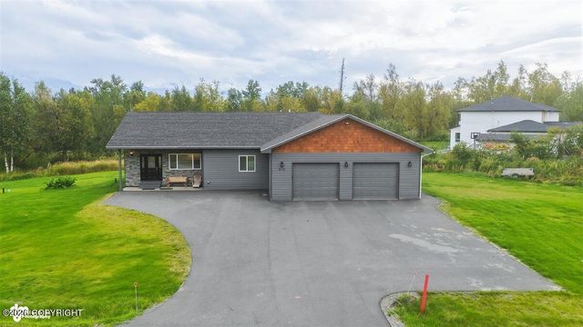 910 W Emerald Cone Circle, Palmer, AK 99645