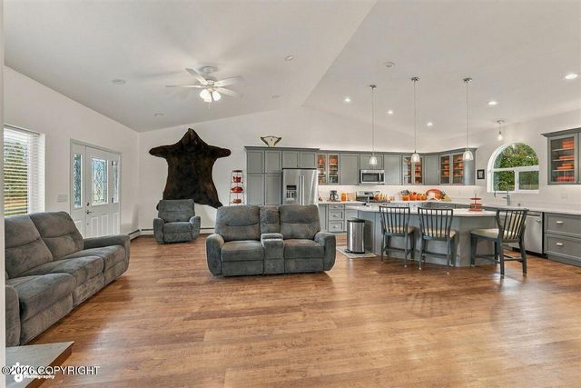 910 W Emerald Cone Circle, Palmer, AK 99645