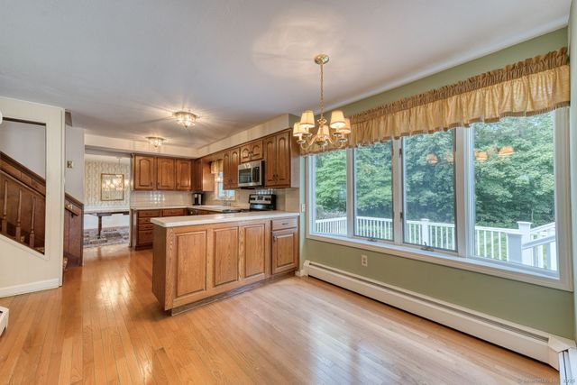 175 Valley View Drive, South Windsor, CT 06074