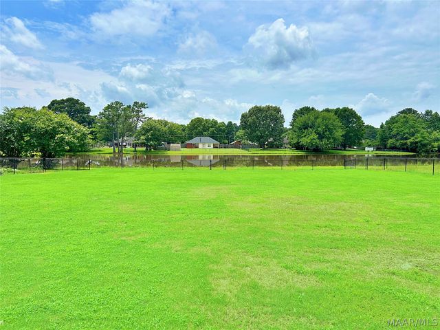 245 LAKESHORE Drive, Pike Road, AL 36064
