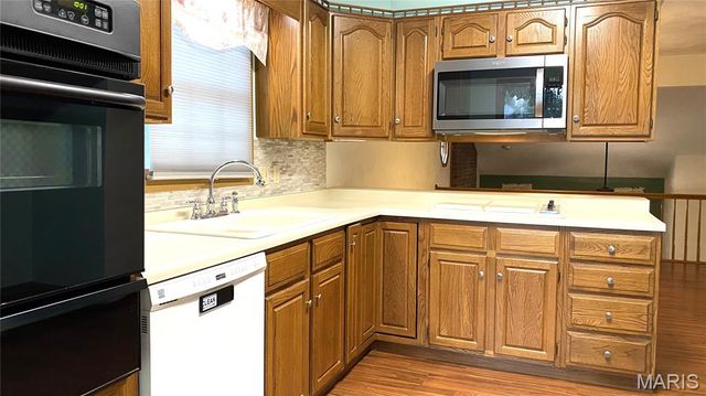 310 Northcrest Drive, Collinsville, IL 62234