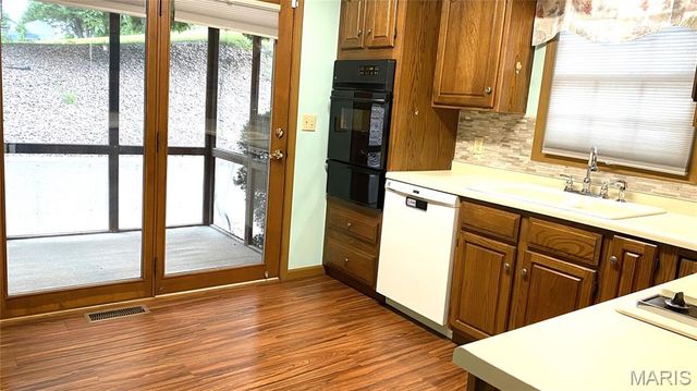 310 Northcrest Drive, Collinsville, IL 62234