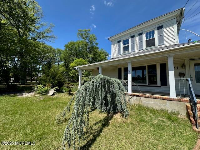 421 W Lincoln Avenue, Oakhurst, NJ 07755