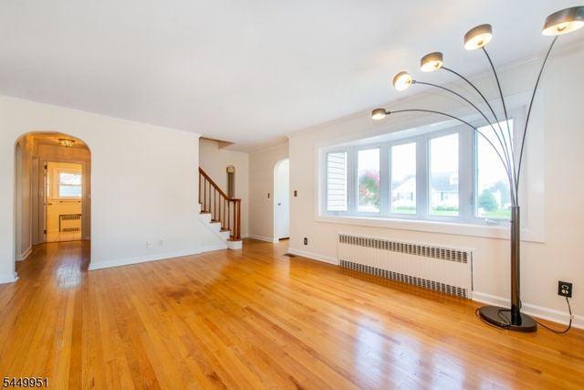 228 Broadway, Pompton Lakes Boro, NJ 07442