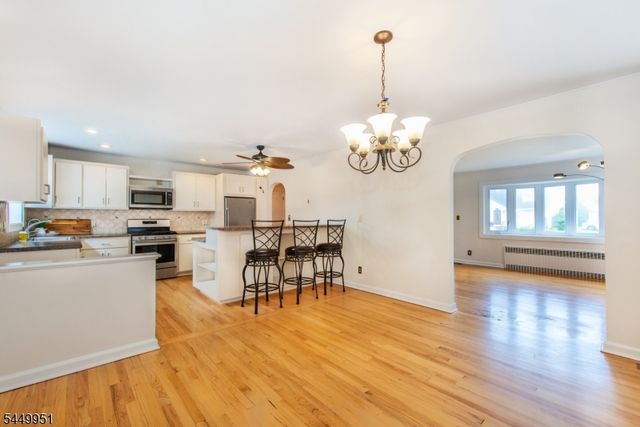 228 Broadway, Pompton Lakes Boro, NJ 07442
