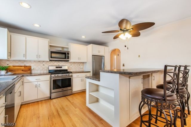 228 Broadway, Pompton Lakes Boro, NJ 07442