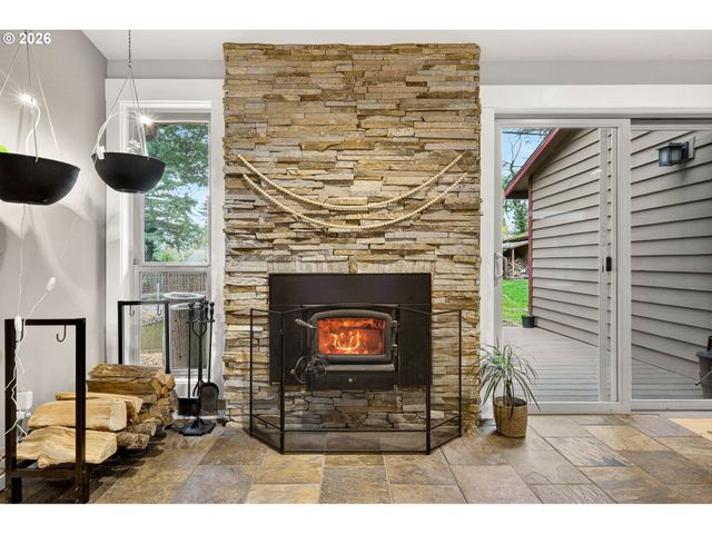 10015 Sw 53RD Ave, Portland, OR 97219