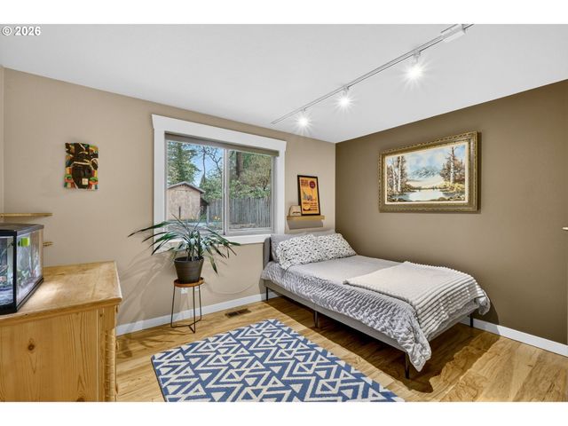 10015 Sw 53RD Ave, Portland, OR 97219