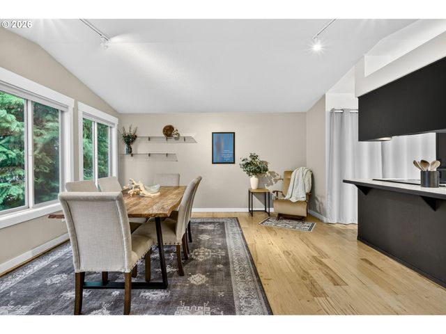 10015 Sw 53RD Ave, Portland, OR 97219