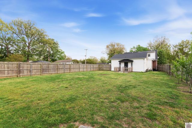 2501 Harrison St., Paducah, KY 42001