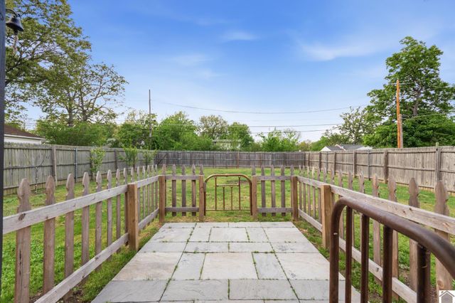 2501 Harrison St., Paducah, KY 42001