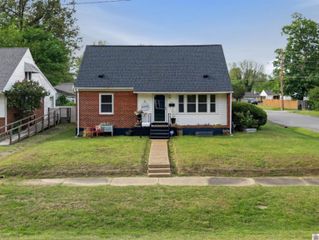 2501 Harrison St., Paducah, KY 42001