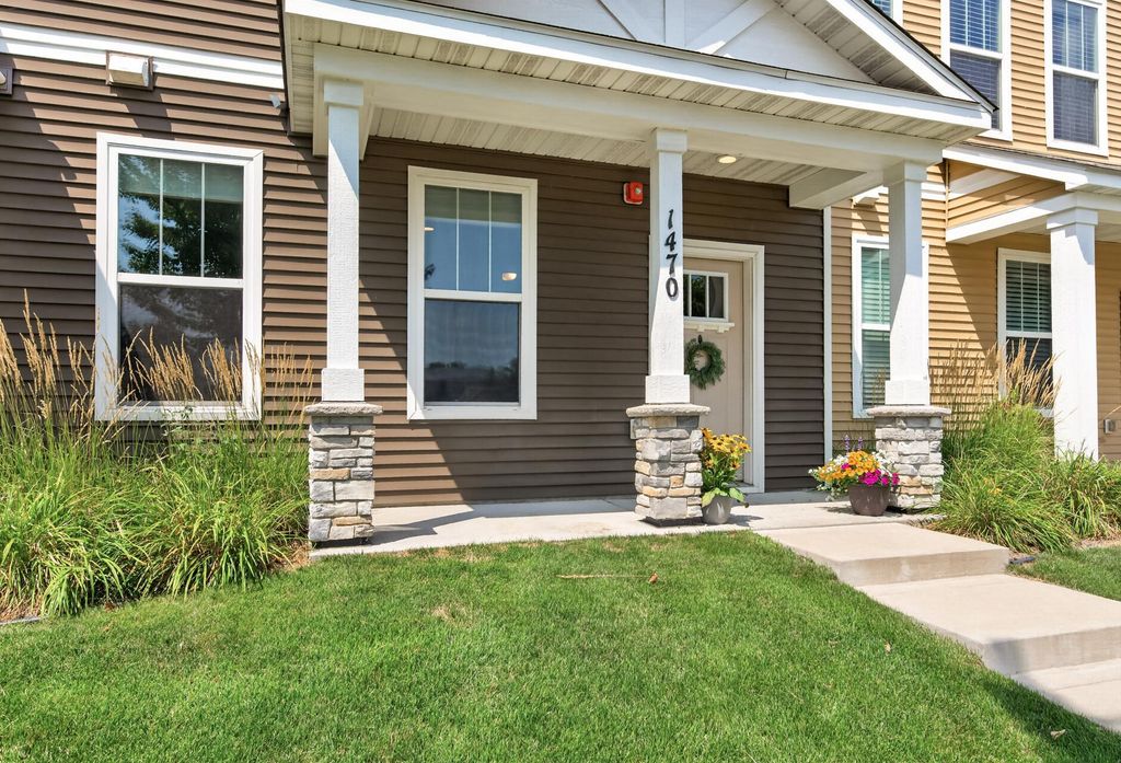 1470 Old Highway 8 NW, New Brighton, MN 55112 — photo 5