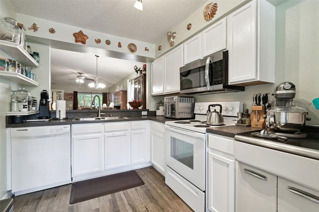27141 LA JOLLA WAY, Wesley Chapel, FL 33544