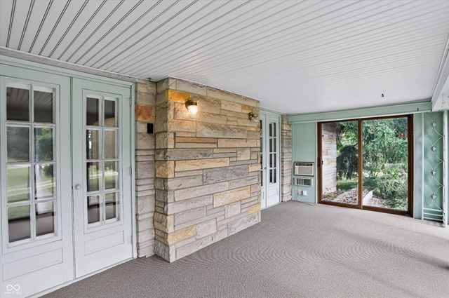 1602 S Hunter Road, Indianapolis, IN 46239