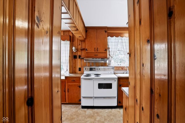 1602 S Hunter Road, Indianapolis, IN 46239
