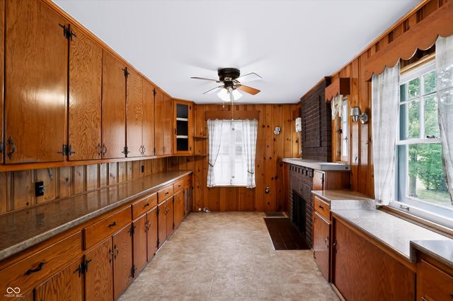 1602 S Hunter Road, Indianapolis, IN 46239