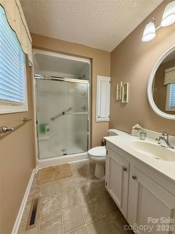 1100 Jennifer Lane, Cherryville, NC 28021